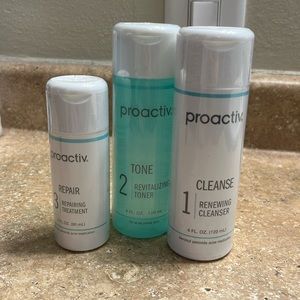 Brand new Proactiv set